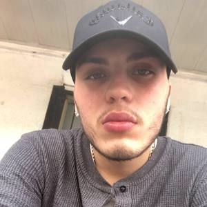 Meet your Posher, Thomas